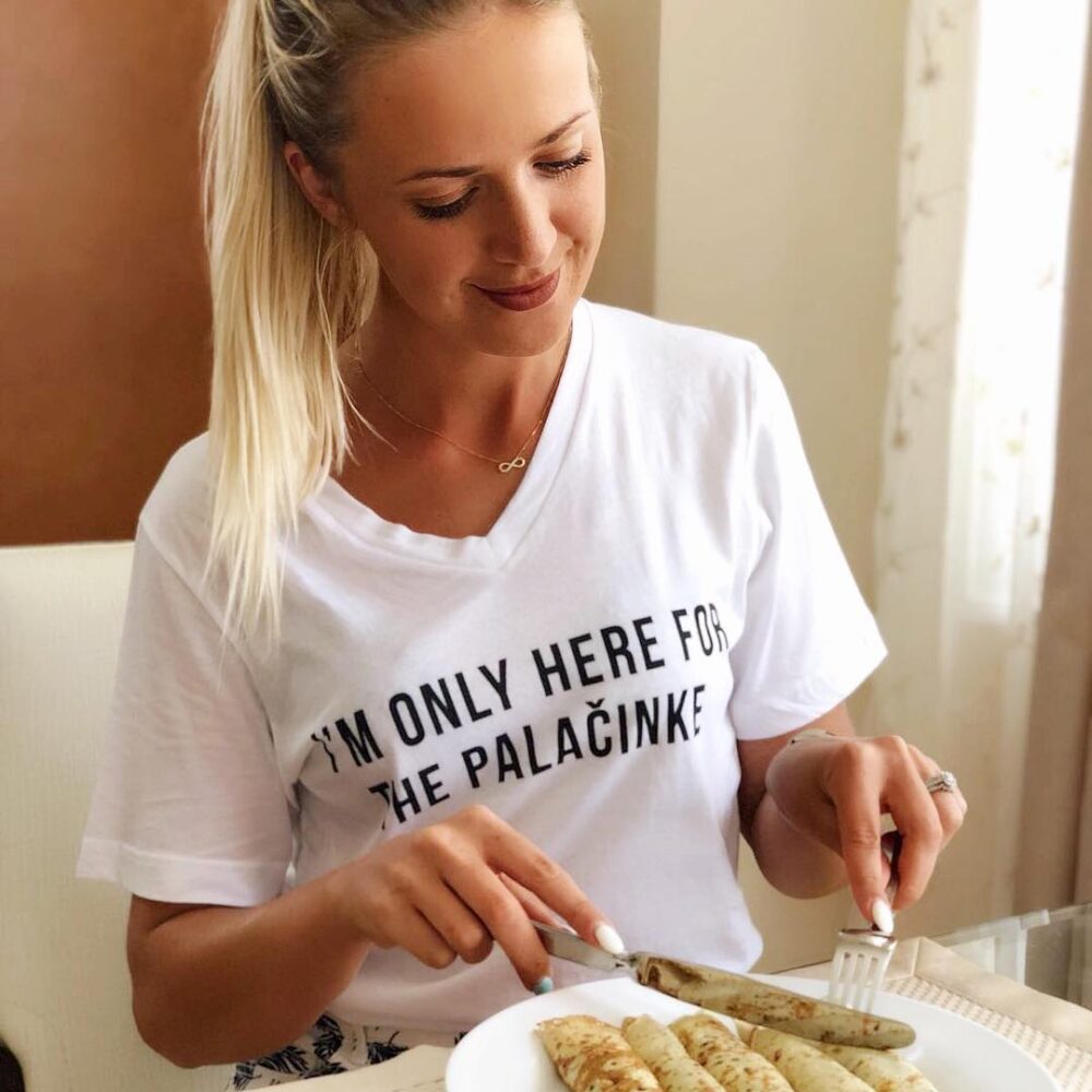 Palacinke V-Neck Shirt