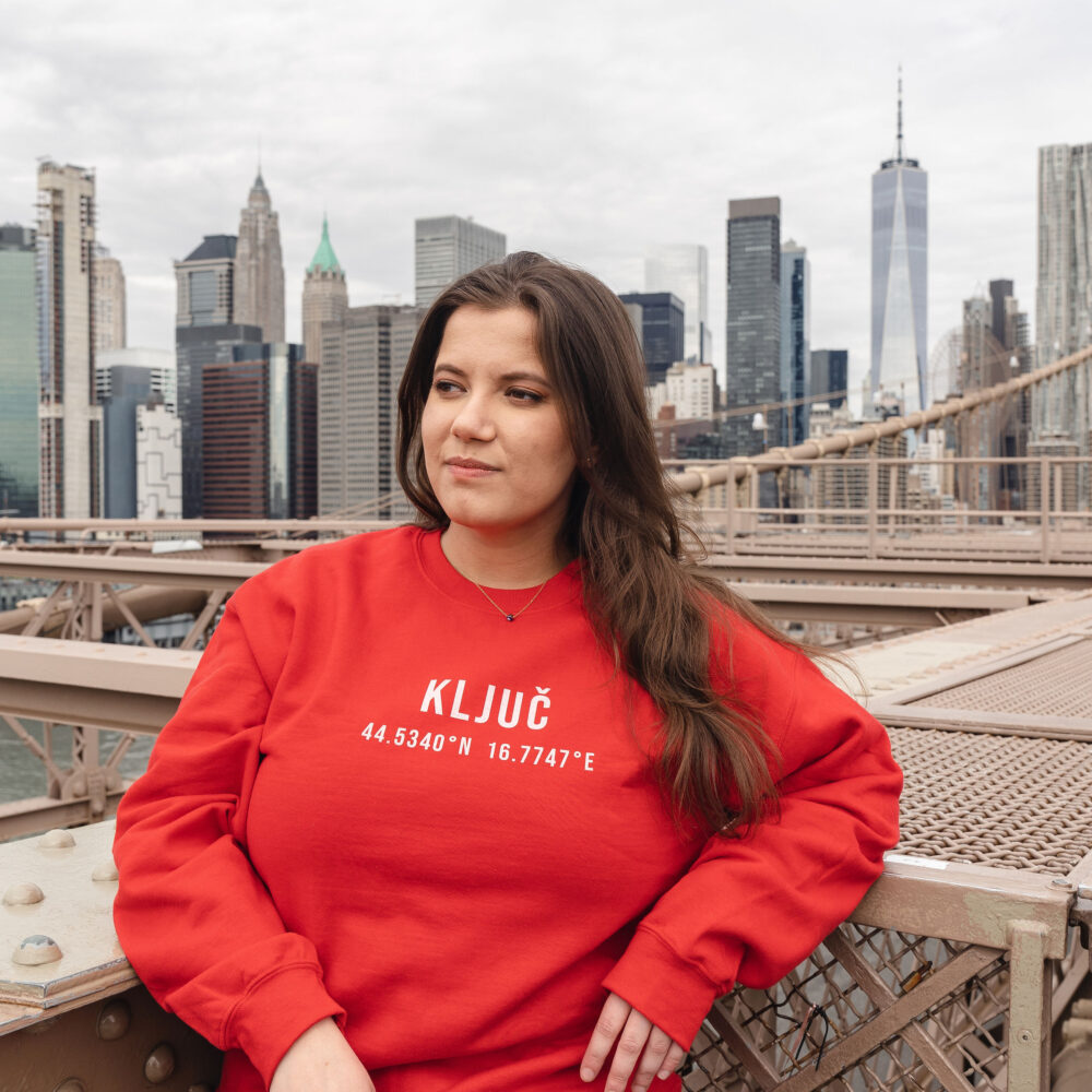 Ključ Coordinates Sweatshirt (White Text)